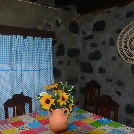 Holiday home Join Our Relaxed House Near The Beach - Mosteiros *