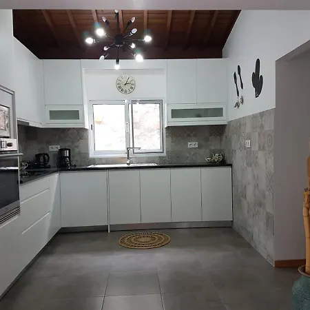 Join Our Relaxed House Near The Beach - Mosteiros Holiday home Mosteiros (Azores)